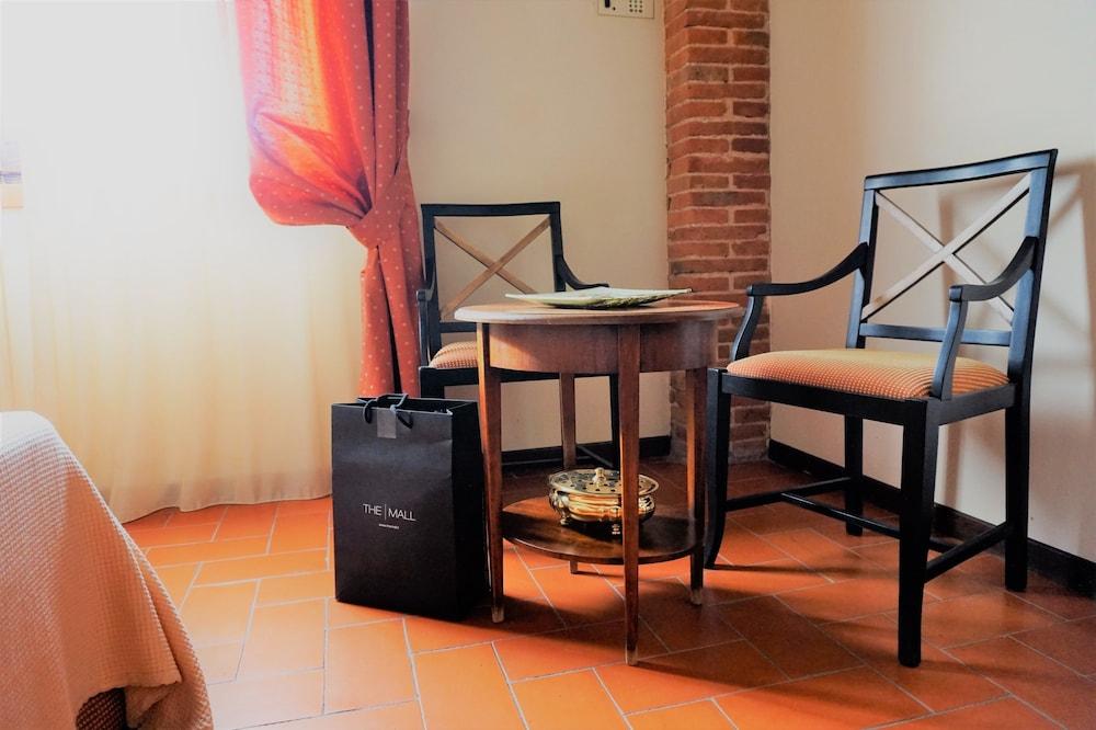 Agriturismo Antico Borgo Poggitazzi Террануова-Браччолини Экстерьер фото