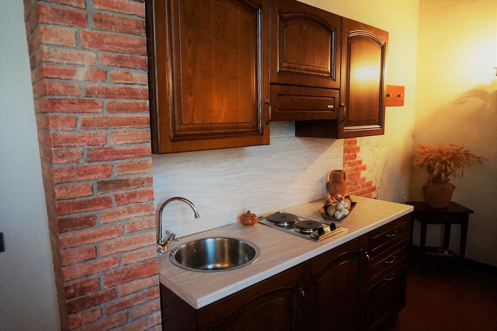 Agriturismo Antico Borgo Poggitazzi Террануова-Браччолини Экстерьер фото