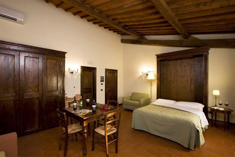 Agriturismo Antico Borgo Poggitazzi Террануова-Браччолини Экстерьер фото