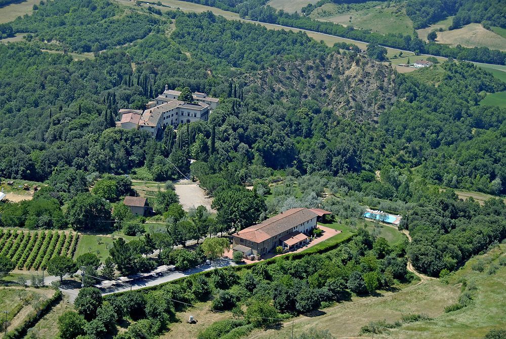 Agriturismo Antico Borgo Poggitazzi Террануова-Браччолини Экстерьер фото