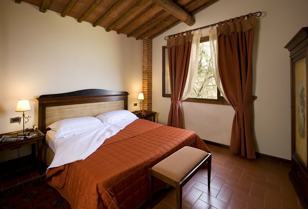 Agriturismo Antico Borgo Poggitazzi Террануова-Браччолини Экстерьер фото